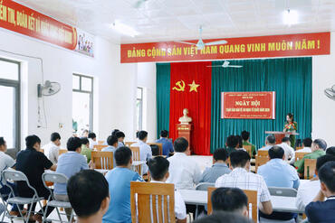 <a href="/tin-tuc-su-kien/tin-hoat-dong" title="Tin hoạt động" rel="dofollow">Tin hoạt động</a>