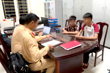 <a href="/tin-tuc-su-kien/tin-an-ninh-trat-tu" title="Tin An ninh trật tự" rel="dofollow">Tin An ninh trật tự</a>
