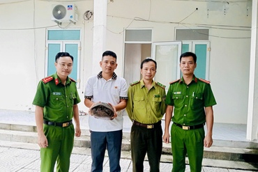 <a href="/tin-tuc-su-kien/tin-an-ninh-trat-tu" title="Tin An ninh trật tự" rel="dofollow">Tin An ninh trật tự</a>