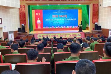 <a href="/tin-tuc-su-kien/tin-hoat-dong" title="Tin hoạt động" rel="dofollow">Tin hoạt động</a>
