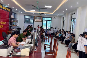 <a href="/tin-tuc-su-kien/tin-hoat-dong" title="Tin hoạt động" rel="dofollow">Tin hoạt động</a>