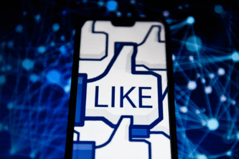 Trang web dùng nút "like" Facebook phải chịu trách nhiệm về dữ liệu