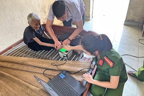 Công an huyện Yên Định “Tăng tốc về đích” chiến dịch cấp thẻ căn cước công dân gắn chíp