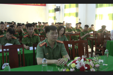Công an tỉnh Thanh Hoá tổ chức lớp bồi dưỡng tiếng dân tộc Thái cho 74 cán bộ Công an xã, thị trấn