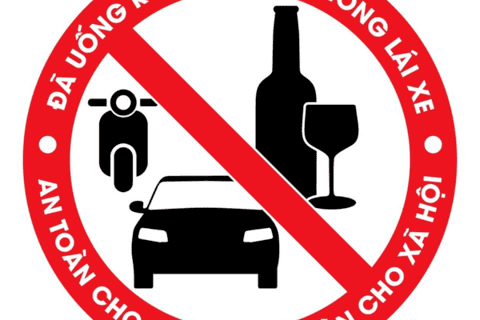 Xử lý nghiêm cán bộ, công chức, viên chức, chiến sĩ lực lượng vũ trang vi phạm quy định về nồng độ cồn, không hợp tác với lực lượng chức năng trong xử lý vi phạm