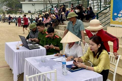Đẩy mạnh tuyên truyền, thu nhận, kích hoạt tài khoản định danh điện tử mức độ 2 cho người dân