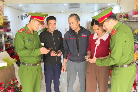 Người dân dễ dàng tiếp cận thông tin về an ninh, trật tự trên ứng dụng VNeID