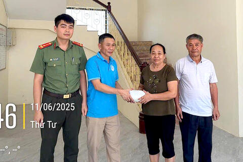 Công an thị trấn Triệu Sơn xác minh trả lại tài sản cho người dân