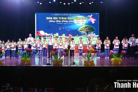 Một mùa trăng yêu thương!
