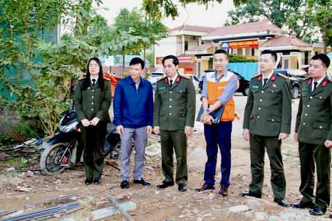 Phòng An ninh đối ngoại phối hợp tổ chức các hoạt động thiện nguyện  tại xã Tân Thành và Lương Sơn