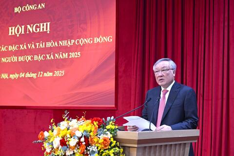 Bộ Công an: Tổng kết công tác đặc xá, tái hoà nhập cộng đồng đối với người được đặc xá năm 2025