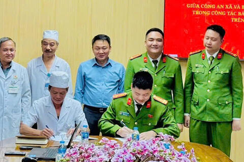 Ký kết Quy chế phối hợp trong công tác bảo đảm an ninh, trật tự