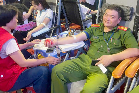 Lan tỏa nghĩa cử cao đẹp từ Ngày hội hiến máu tình nguyện của Công an xã Hà Trung