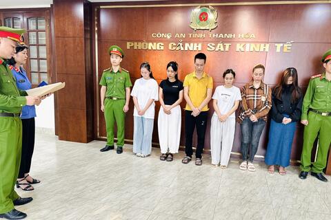 Công an Thanh Hóa triệt xóa đường dây buôn nước hoa giả, giả mạo hàng loạt thương hiệu nổi tiếng