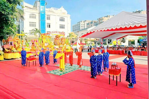 Công an phường Sầm Sơn bảo đảm an ninh trật tự Lễ hội Bánh Chưng - Bánh Giầy năm 2026