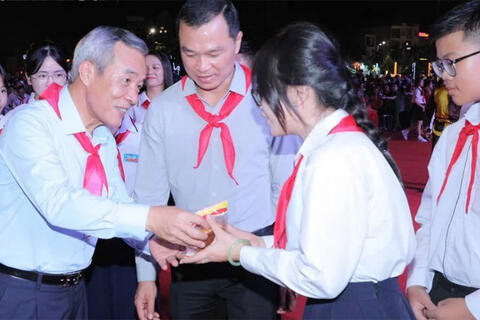 Rộn ràng “Hạc Thành - Lung linh đêm hội trăng rằm”