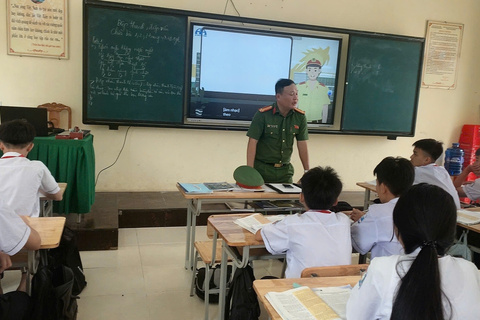 <a href="/tin-tuc-su-kien" title="Tin tức sự kiện" rel="dofollow">Tin tức sự kiện</a>