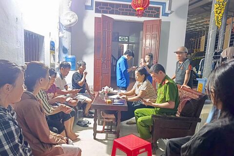 <a href="/tin-tuc-su-kien" title="Tin tức sự kiện" rel="dofollow">Tin tức sự kiện</a>