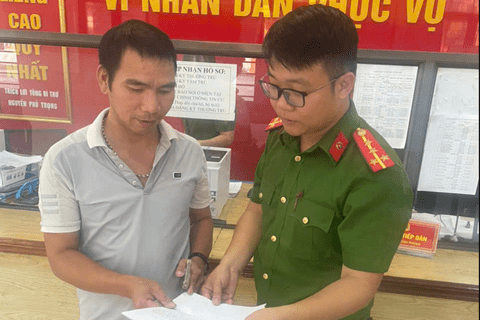 <a href="/tin-tuc-su-kien" title="Tin tức sự kiện" rel="dofollow">Tin tức sự kiện</a>