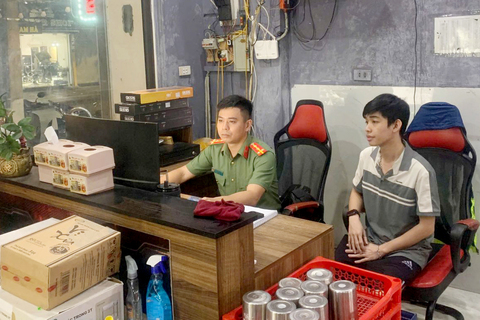 <a href="/tin-tuc-su-kien" title="Tin tức sự kiện" rel="dofollow">Tin tức sự kiện</a>