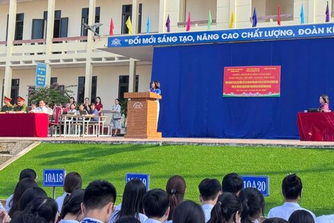 Công an phường Bỉm Sơn tuyên truyền pháp luật về trật tự, an toàn giao thông trong trường học