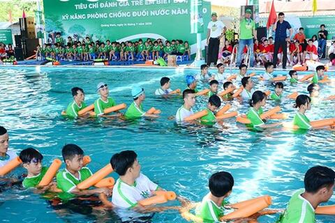 Bộ Công an: Khuyến cáo người dân các kỹ năng chống đuối nước cho trẻ em và cứu người bị đuối nước