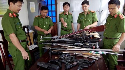 Cần thiết sửa đổi Luật Quản lý, sử dụng vũ khí, vật liệu nổ và công cụ hỗ trợ- Ảnh 1.
